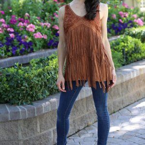 FRINGE V-NECK TANK WITH STUDDED DETAILS